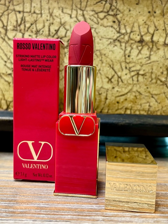 Rosso Valentino Other - NIB Valentino Rosso Valentino Striking Matte Lipstick Full Size 3.4g